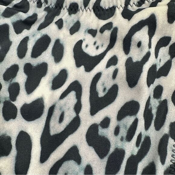 VS Shine‎ Strap Escondido Brazilian Swim Bottom NWT ANIMAL PRINT - Picture 3 of 8